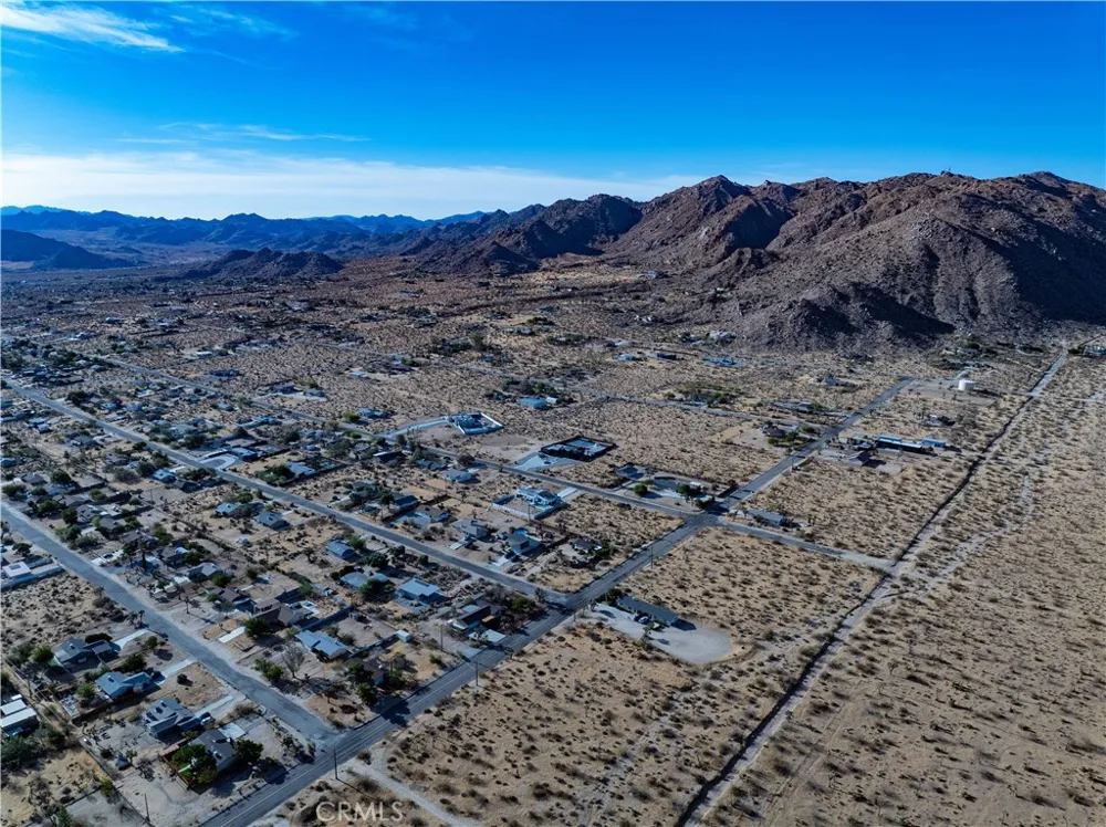 7454 Olympic Joshua Tree, CA 92252