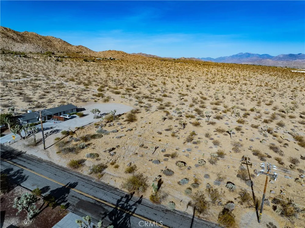 7454 Olympic Joshua Tree, CA 92252
