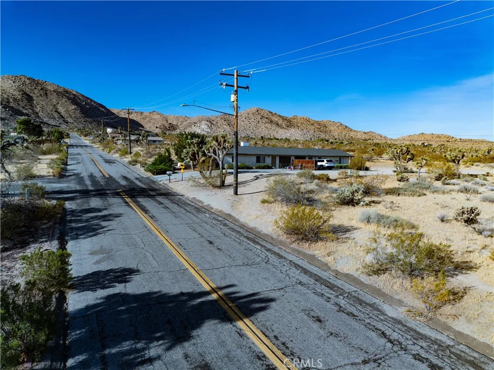 7454 Olympic Joshua Tree, CA 92252