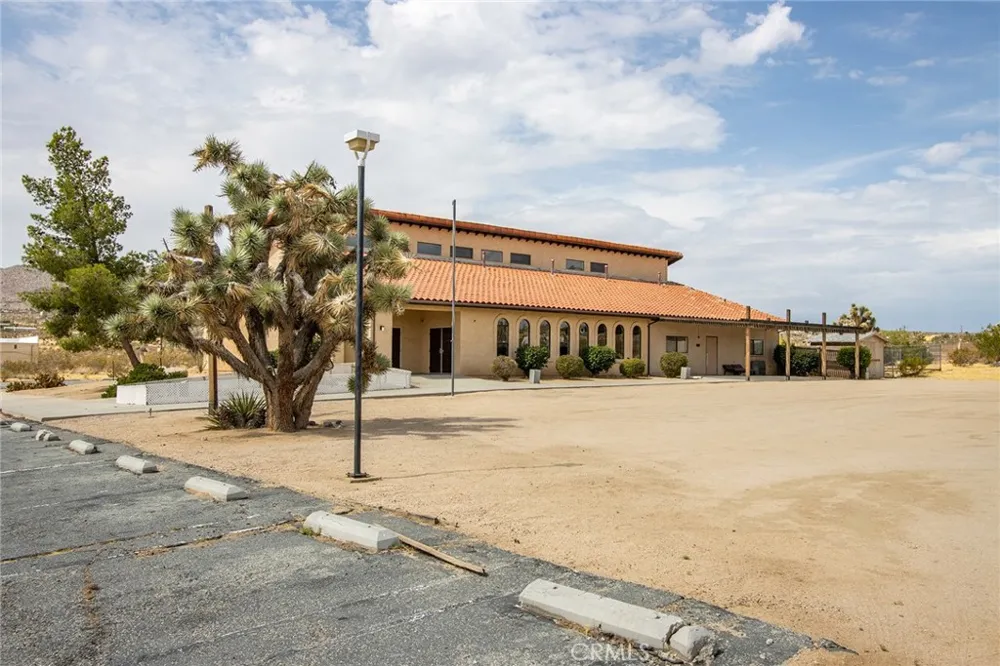 6336 Hallee Road Joshua Tree, CA 92252