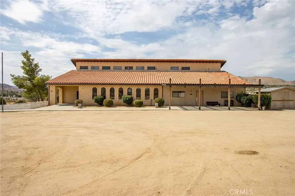 6336 Hallee Road Joshua Tree, CA 92252