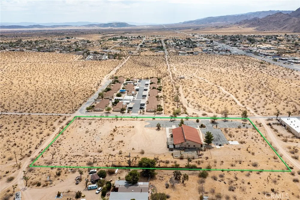 6336 Hallee Road Joshua Tree, CA 92252