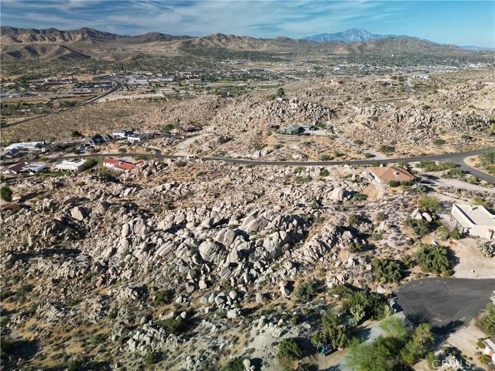 Mirlo Road Yucca Valley, CA 92284