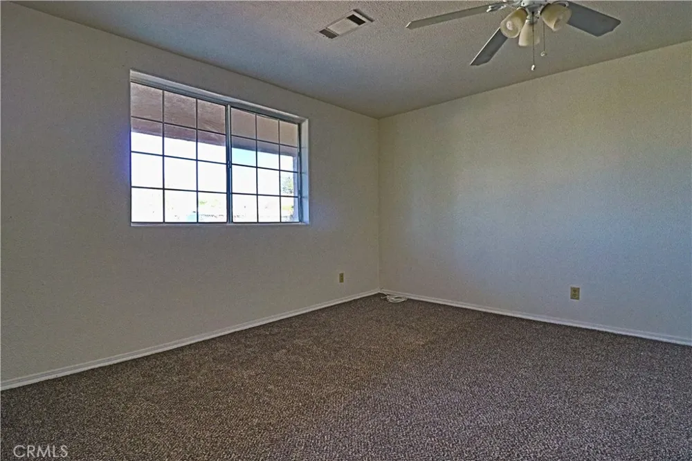 6966 Juniper 29 Palms, CA 92277