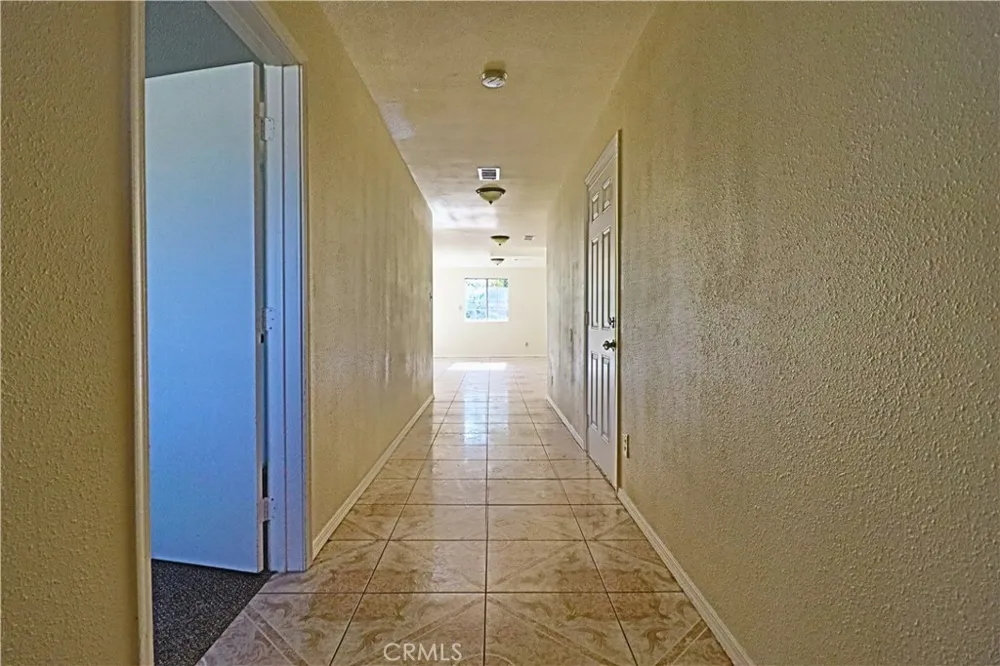 6966 Juniper 29 Palms, CA 92277