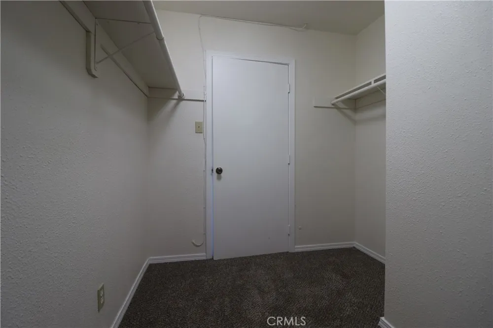 6966 Juniper 29 Palms, CA 92277