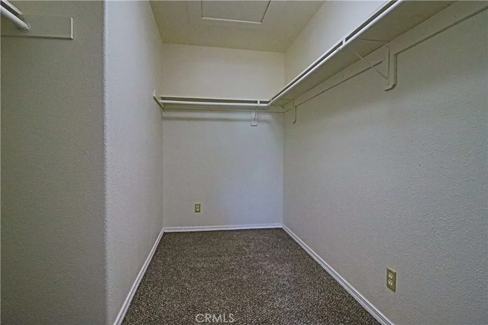 6966 Juniper 29 Palms, CA 92277