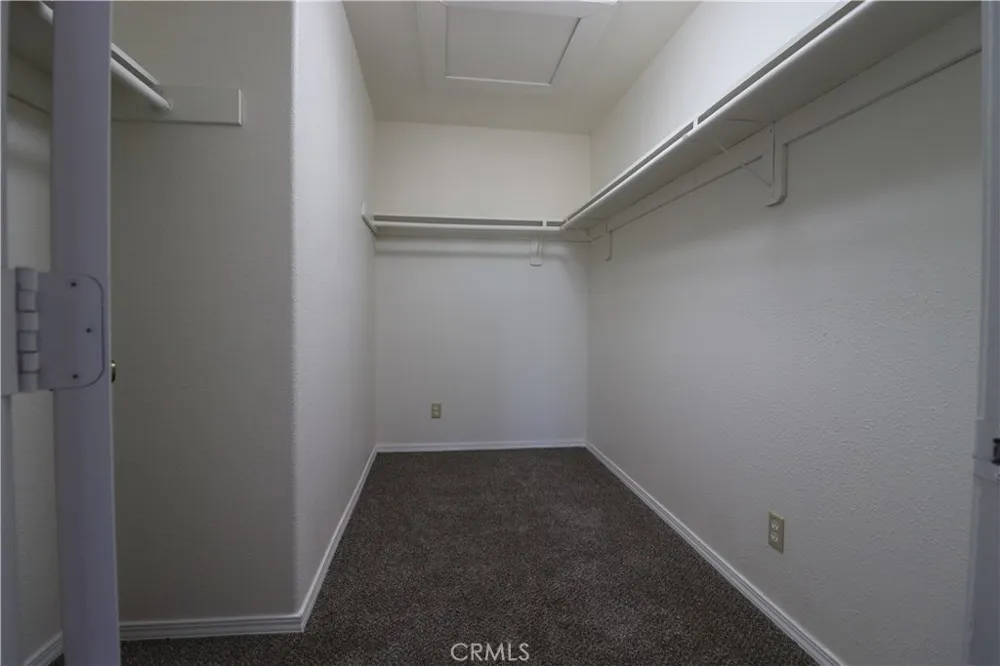 6966 Juniper 29 Palms, CA 92277