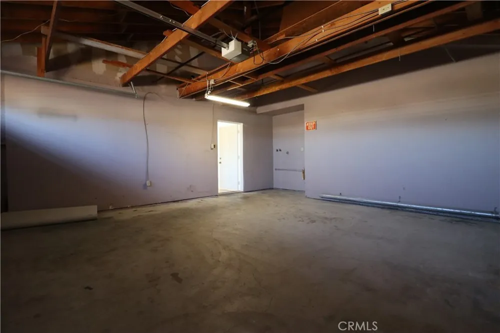 6966 Juniper 29 Palms, CA 92277