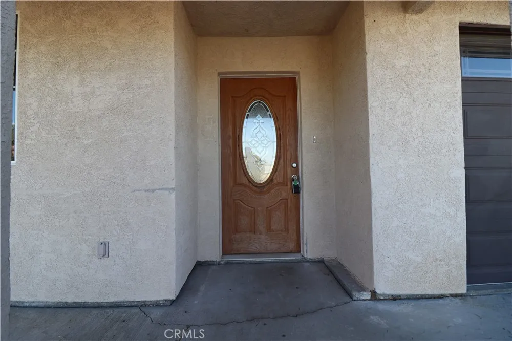 6966 Juniper 29 Palms, CA 92277