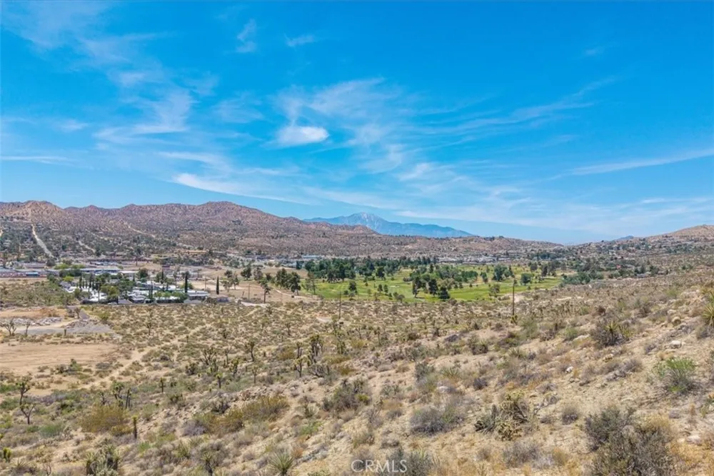 55652 Buena Vista Drive Yucca Valley, CA 92284