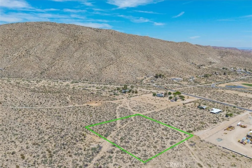 55652 Buena Vista Drive Yucca Valley, CA 92284