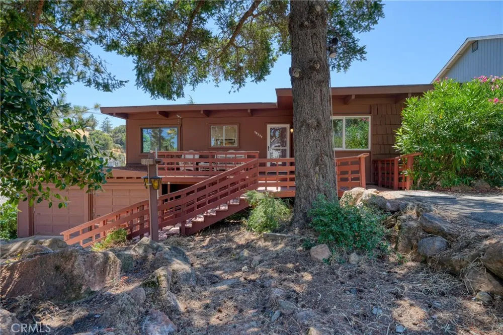 10377 Walnut Kelseyville, CA 95451