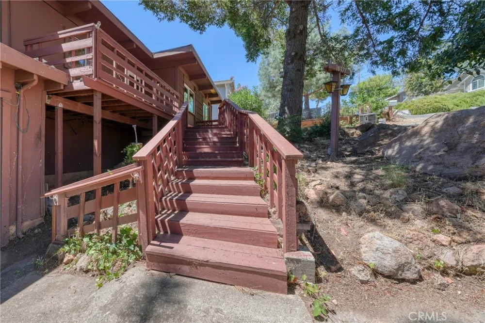 10377 Walnut Kelseyville, CA 95451