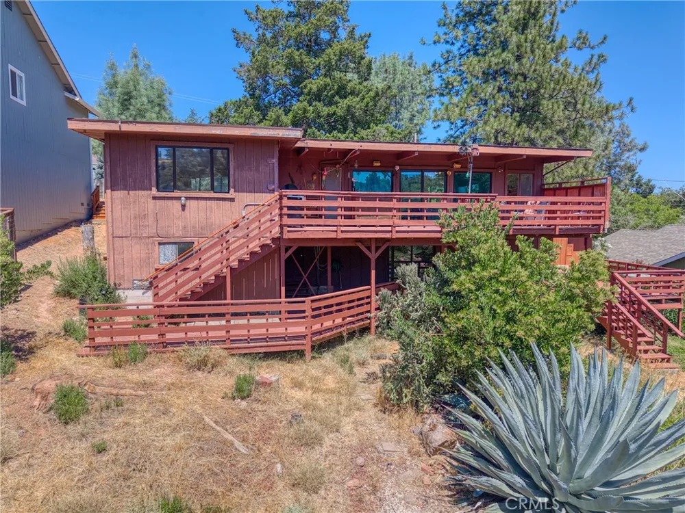 10377 Walnut Kelseyville, CA 95451