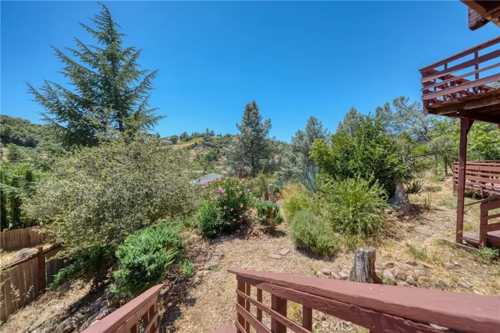 10377 Walnut Kelseyville, CA 95451