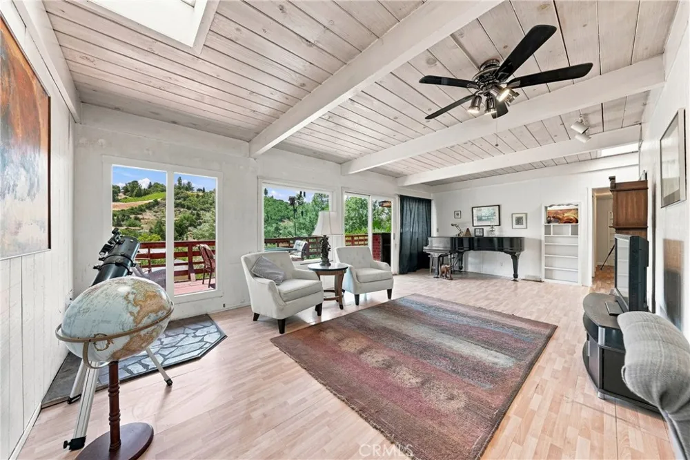 10377 Walnut Kelseyville, CA 95451