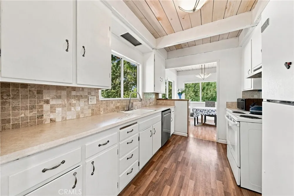 10377 Walnut Kelseyville, CA 95451