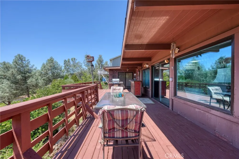10377 Walnut Kelseyville, CA 95451