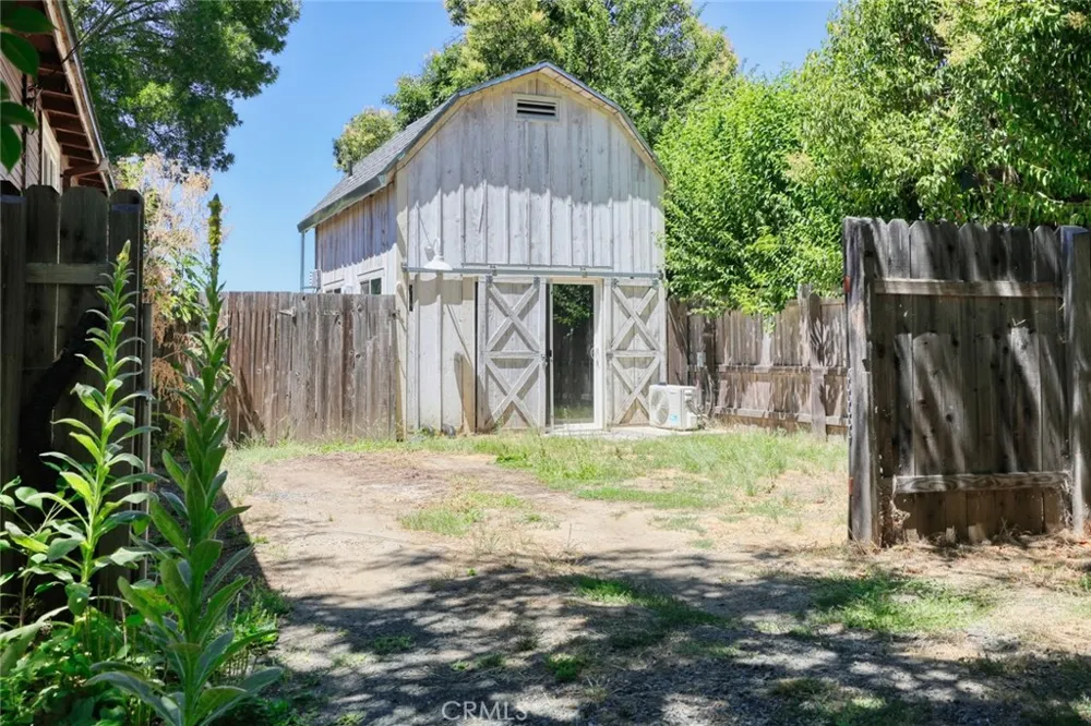 9695 Main Upper Lake, CA 95485