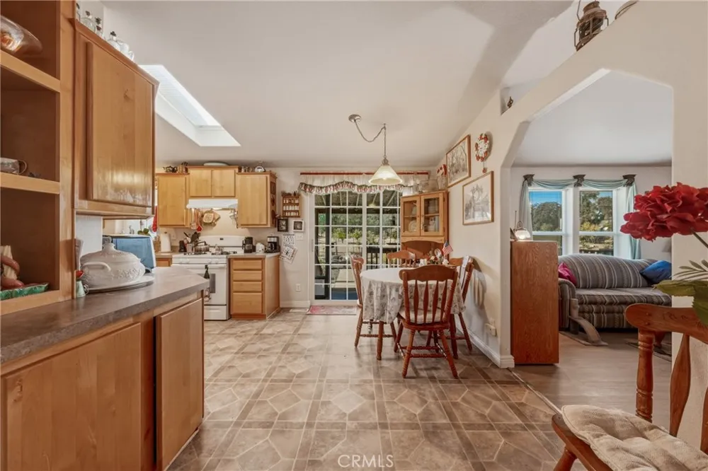 5935 Gold Dust Kelseyville, CA 95451