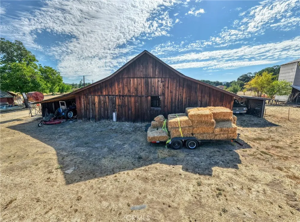 5935 Gold Dust Kelseyville, CA 95451