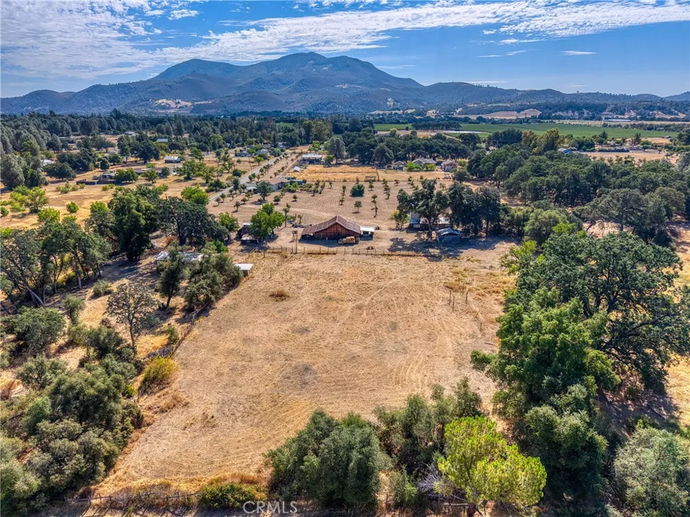 5935 Gold Dust Kelseyville, CA 95451