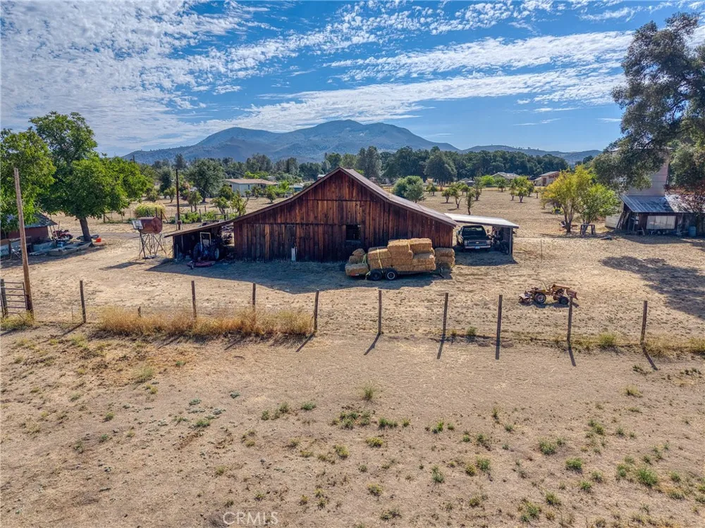 5935 Gold Dust Kelseyville, CA 95451