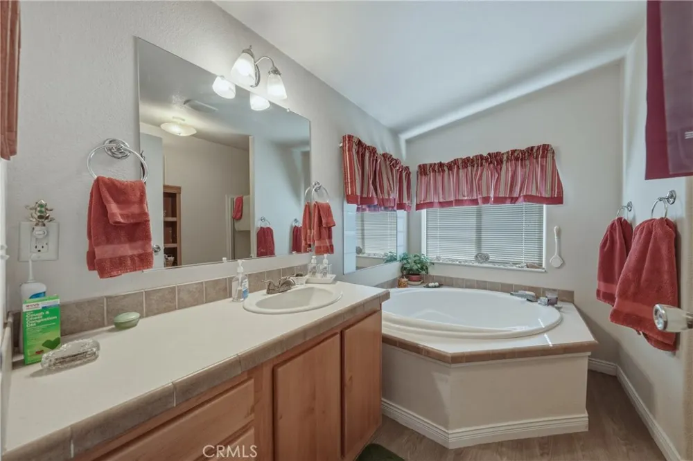 5935 Gold Dust Kelseyville, CA 95451