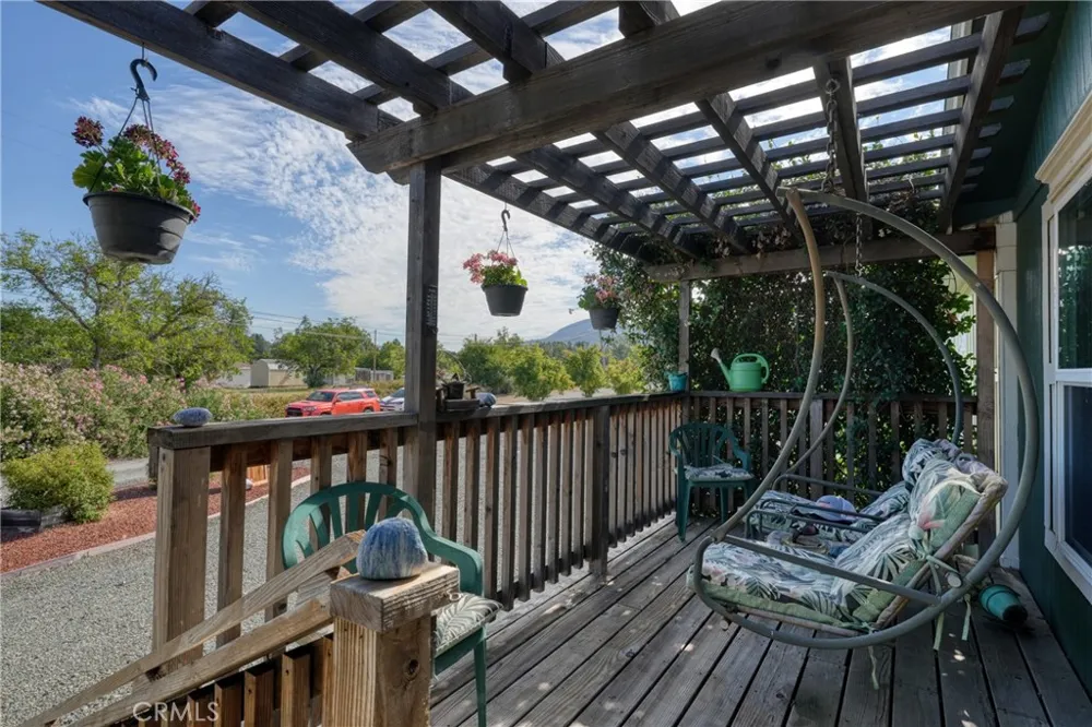 5935 Gold Dust Kelseyville, CA 95451