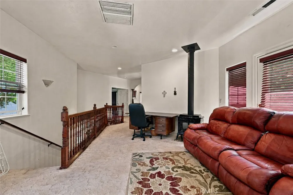 8914 Soda Bay Kelseyville, CA 95451