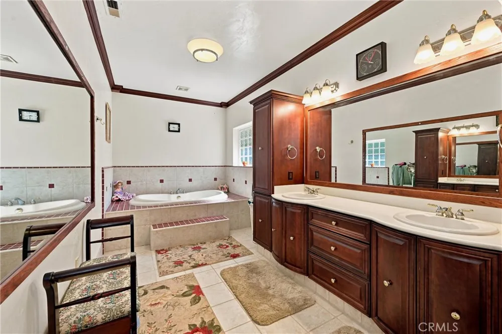 8914 Soda Bay Kelseyville, CA 95451