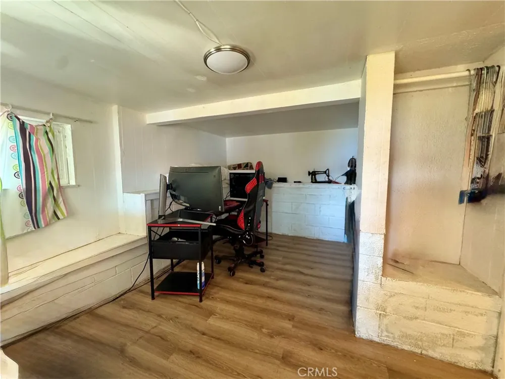 11633 Lakeview Drive Clearlake Oaks, CA 95423