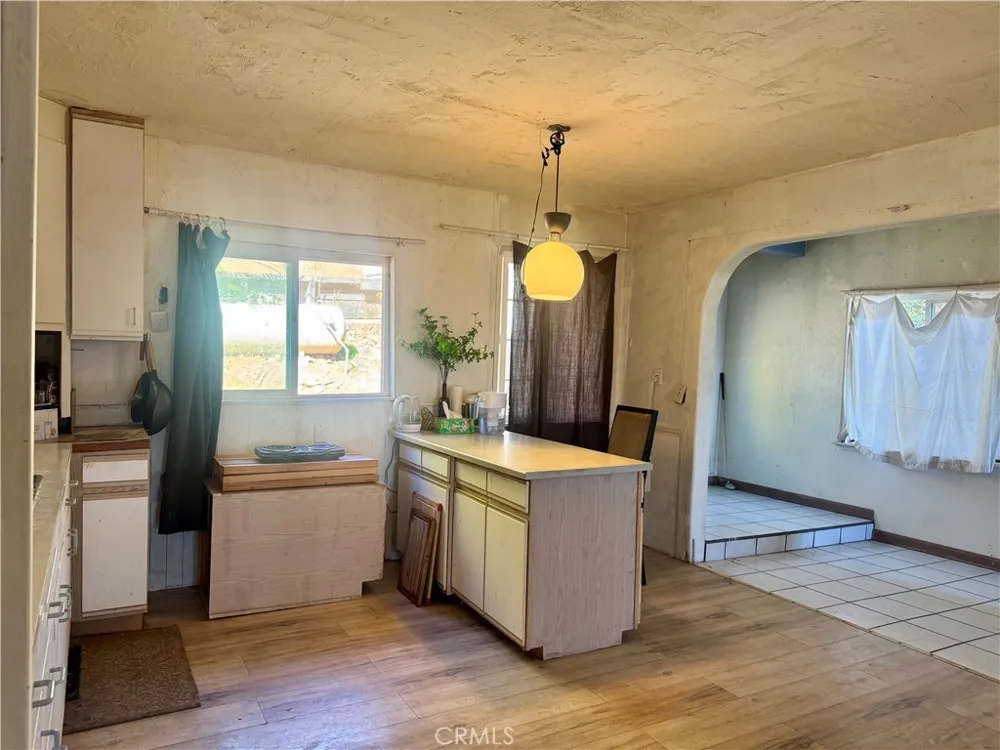 11633 Lakeview Drive Clearlake Oaks, CA 95423