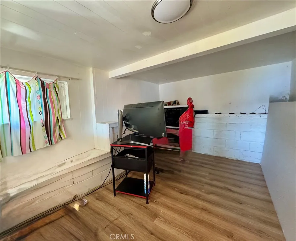 11633 Lakeview Drive Clearlake Oaks, CA 95423