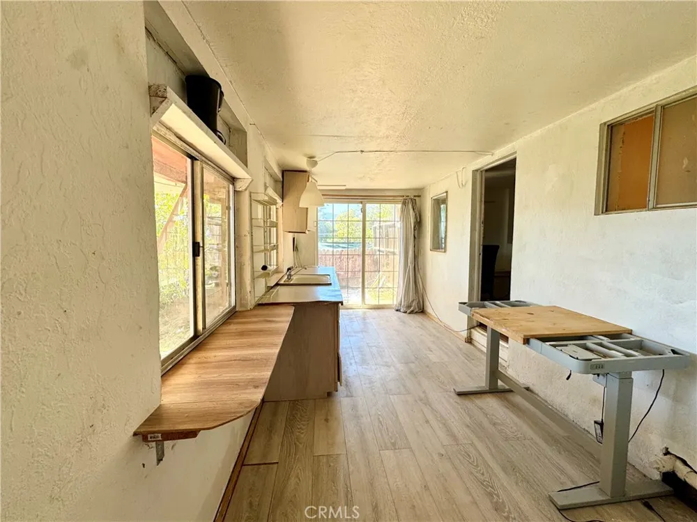11633 Lakeview Drive Clearlake Oaks, CA 95423