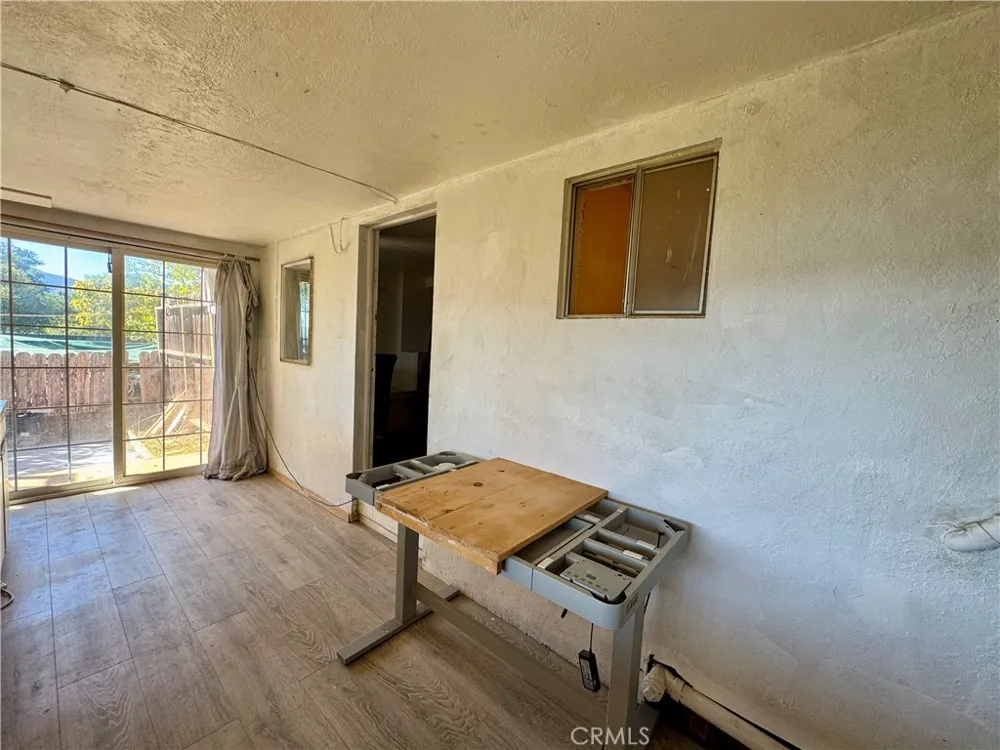11633 Lakeview Drive Clearlake Oaks, CA 95423