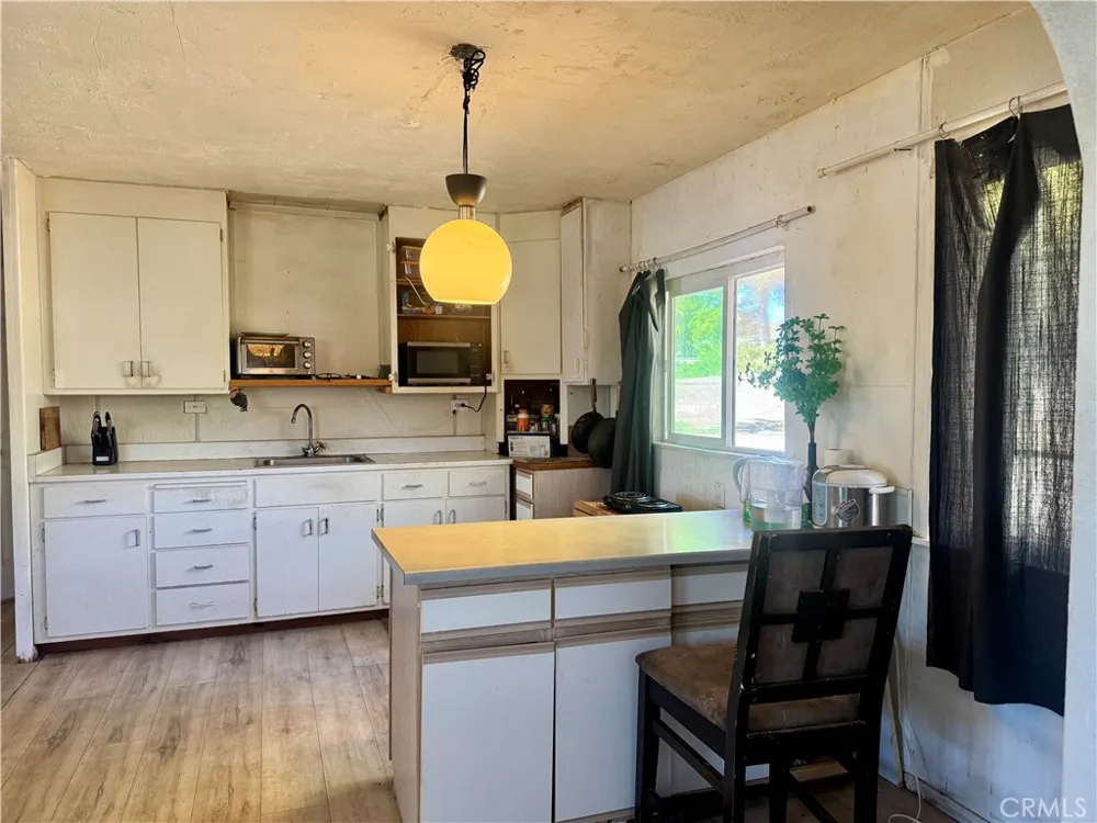 11633 Lakeview Drive Clearlake Oaks, CA 95423