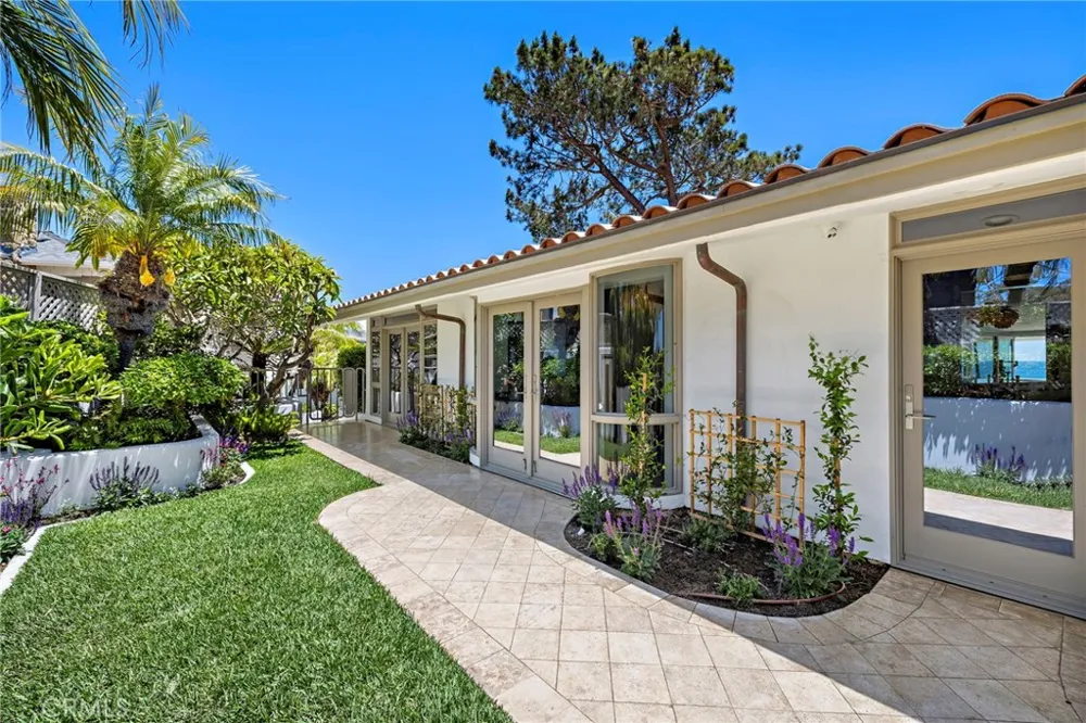 594 Cliff Drive Laguna Beach, CA 92651