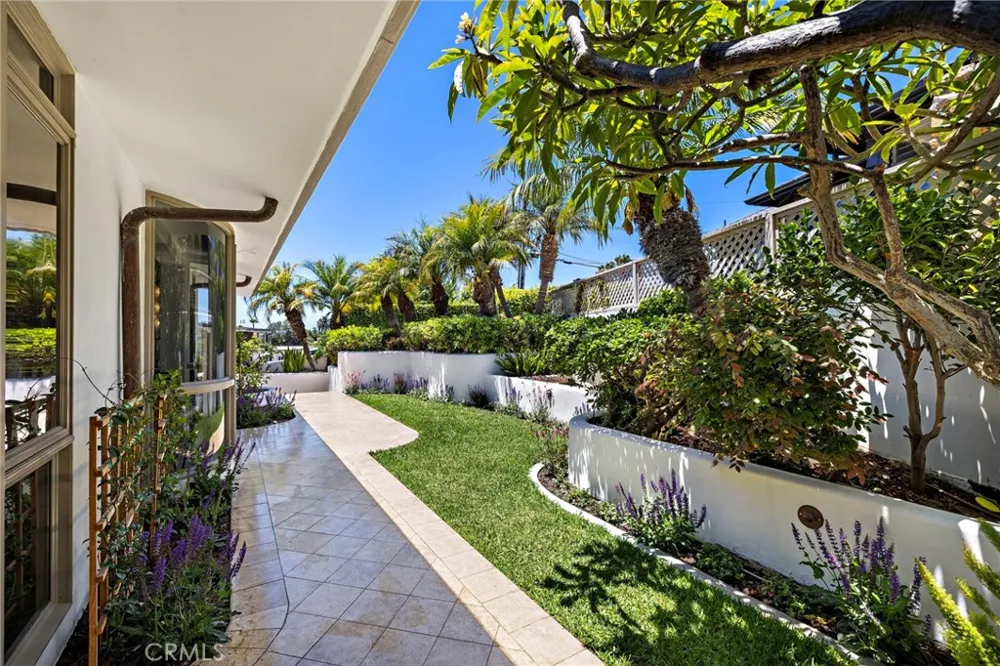 594 Cliff Drive Laguna Beach, CA 92651