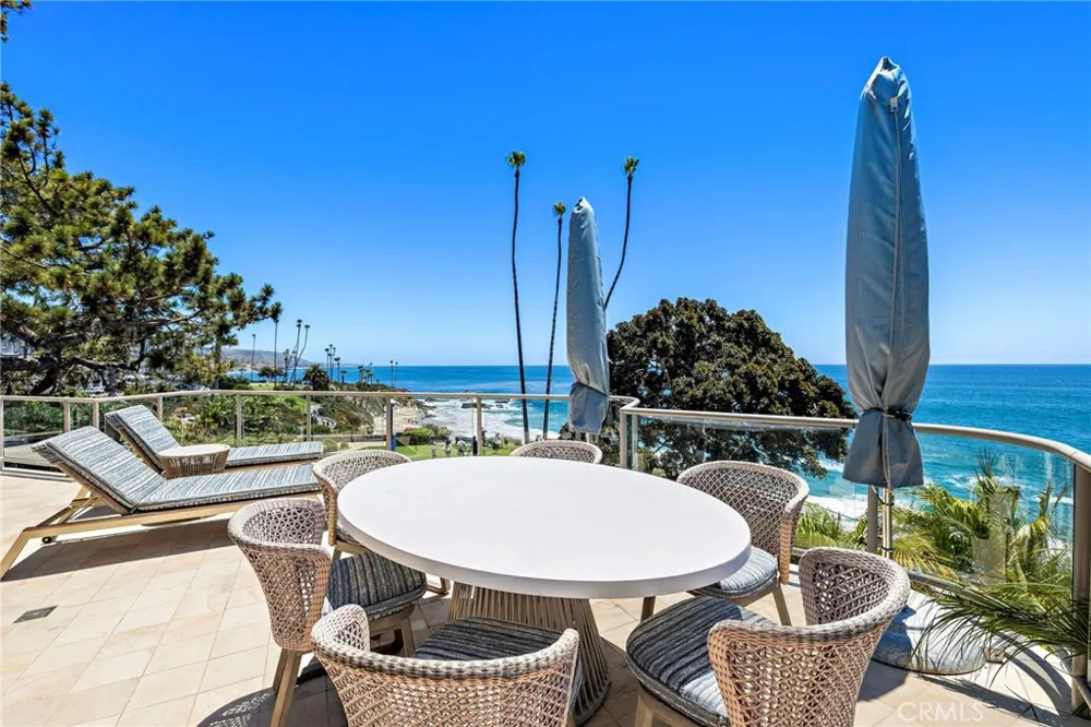 594 Cliff Drive Laguna Beach, CA 92651