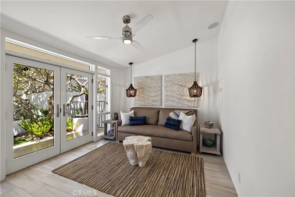 594 Cliff Drive Laguna Beach, CA 92651