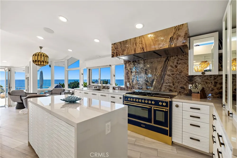 594 Cliff Drive Laguna Beach, CA 92651