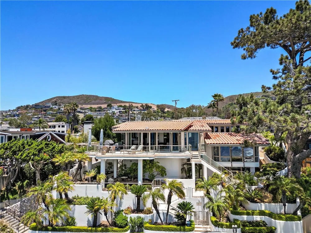 594 Cliff Drive Laguna Beach, CA 92651