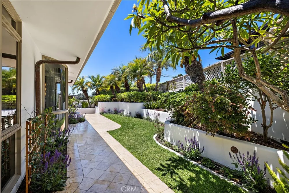 594 Cliff Drive Laguna Beach, CA 92651
