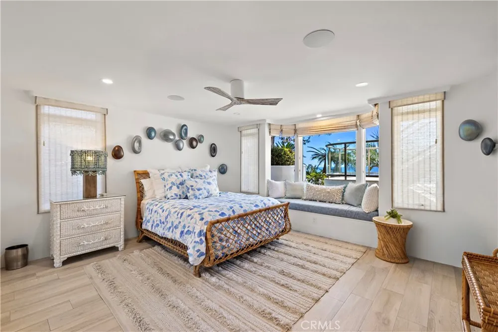 594 Cliff Drive Laguna Beach, CA 92651
