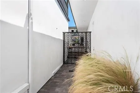 326 Coast #G Laguna Beach, CA 92651