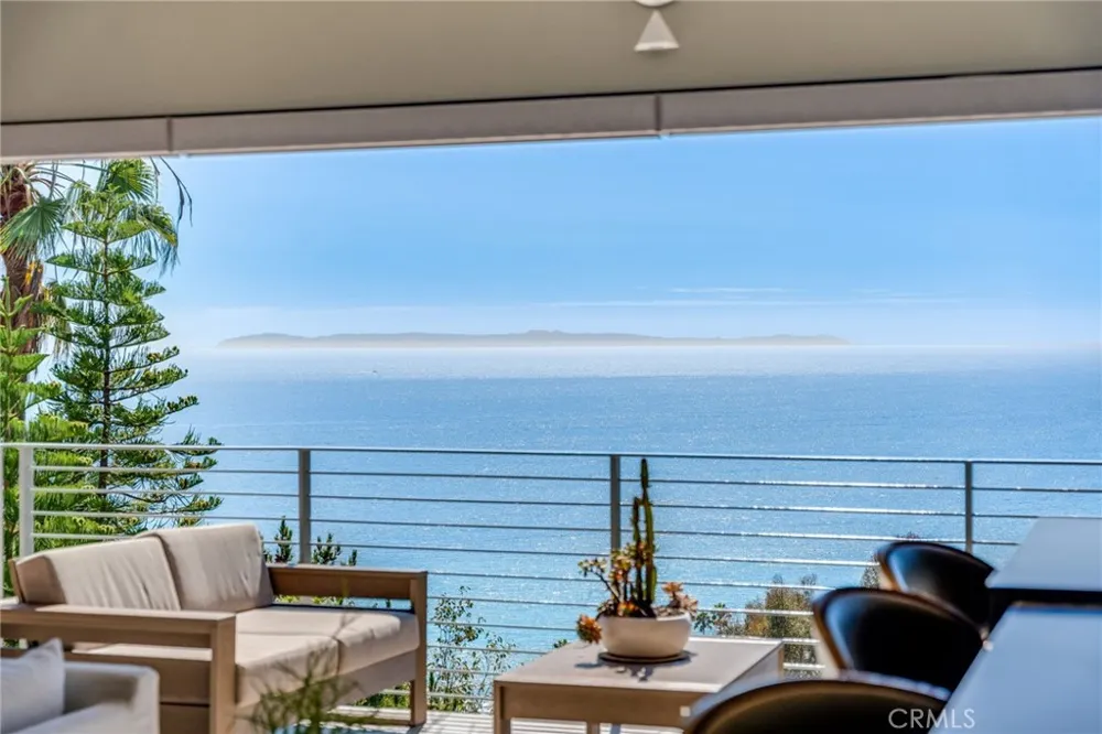 31321 Ceanothus Laguna Beach, CA 92651
