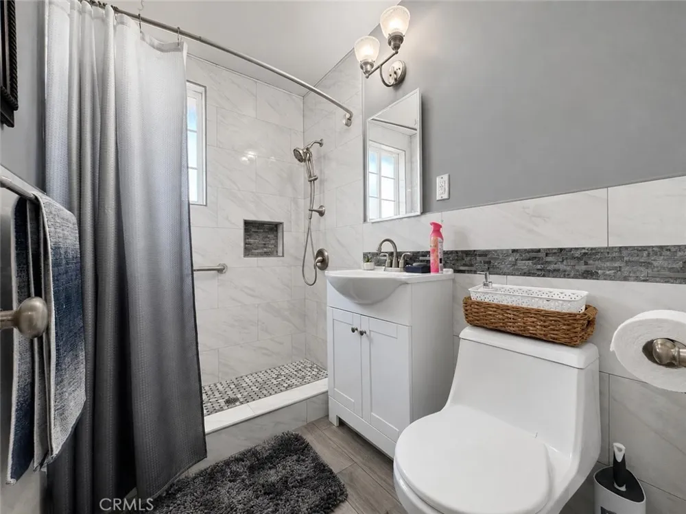 419 E 186th Street Carson, CA 90746