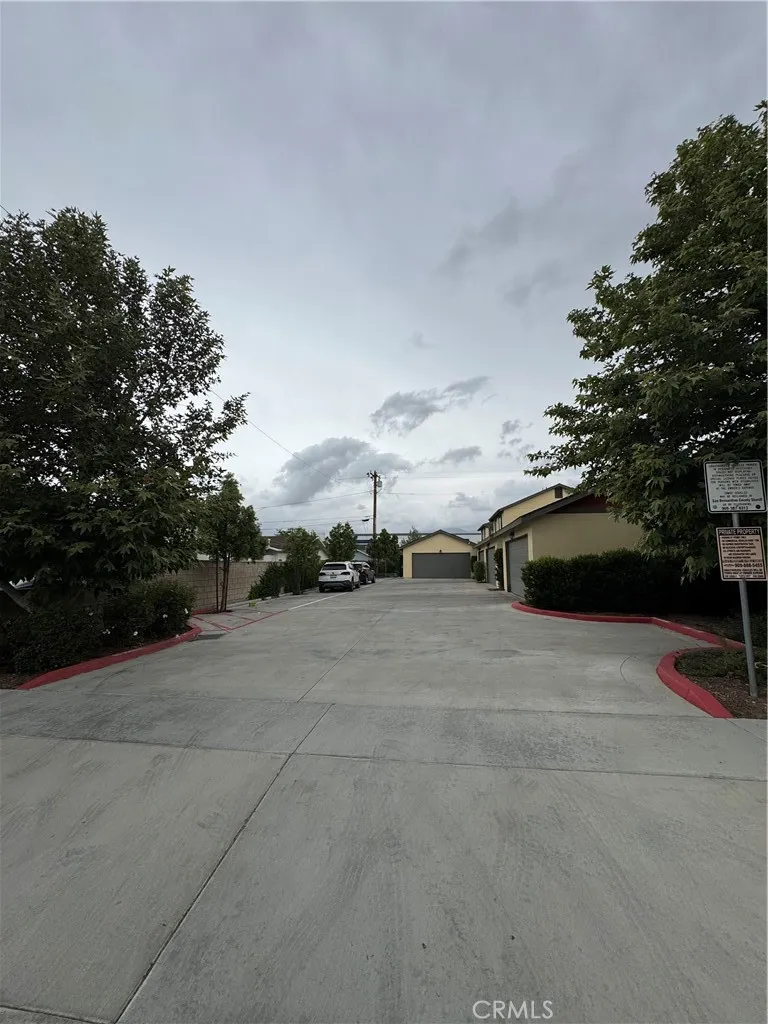 24750 Ward San Bernardino, CA 92410
